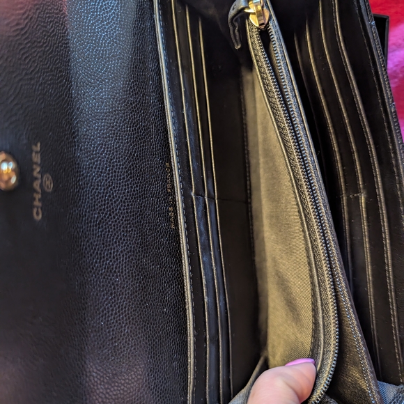 Chanel Black Quilted Wallet - Picture 12 of 15